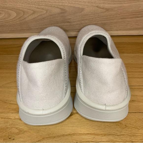 BZees Getaway Slip-On Sneaker - Size 8.5 - Picture 4 of 7